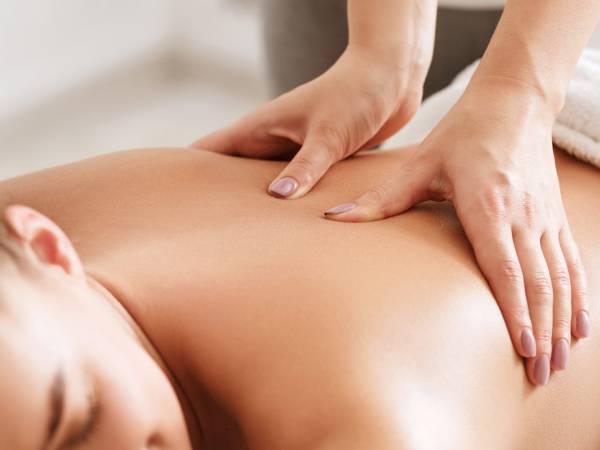 massaggio rilassante schiena lugano